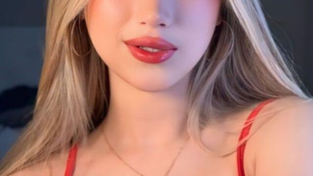 [Hot:} video viral terbaru  @  Museum